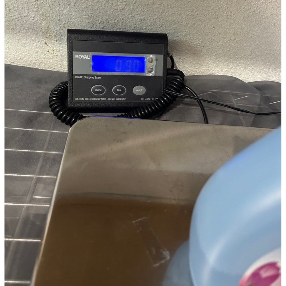 Large Digital Shipping weight Scale - Picture 3 of 6